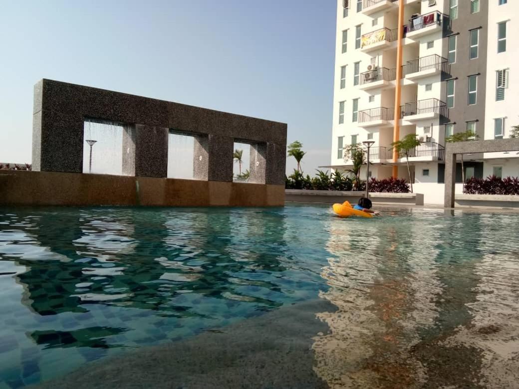Afnan Homestay At Semenyih, Ascotte Boulevard Eksteriør billede