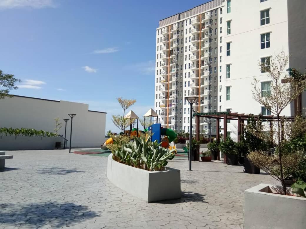 Afnan Homestay At Semenyih, Ascotte Boulevard Eksteriør billede