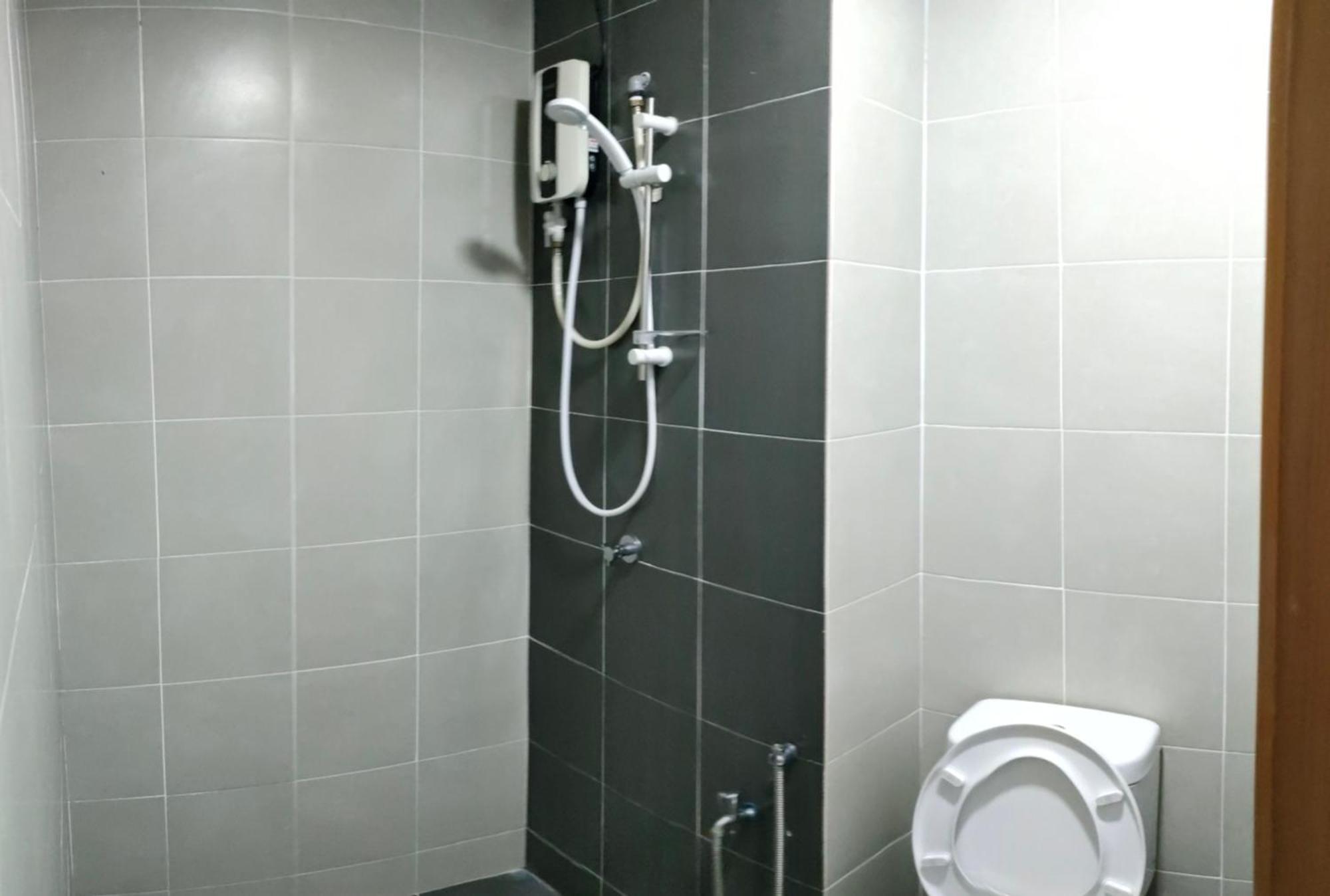 Afnan Homestay At Semenyih, Ascotte Boulevard Eksteriør billede